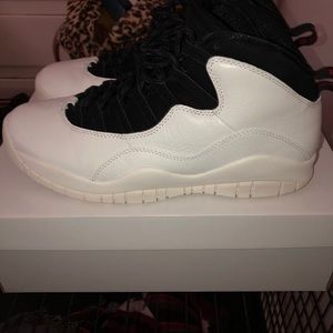 Men’s Jordan Retro 10s Size 12 (Firm Price)